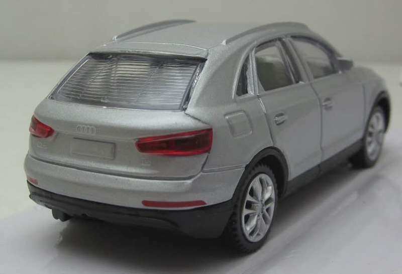 Audi Q3 2018 Florett-silver 1/43 Rastar NEW+boxed #6066 instant wheels