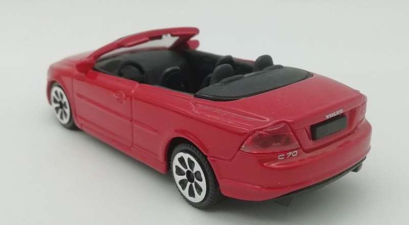 Volvo C70 open Cabriolet 2006 red 1/43 Bburago NEW+boxed #6072 instant wheels