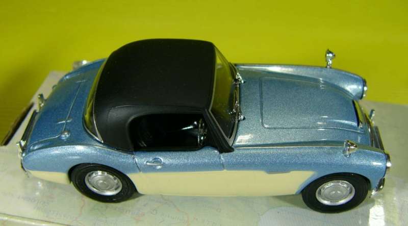 Austin Healey 100/6 Cabriolet 1957 blue-met/cream 1/43 Cararama NEW+boxed #6076 instant wheels