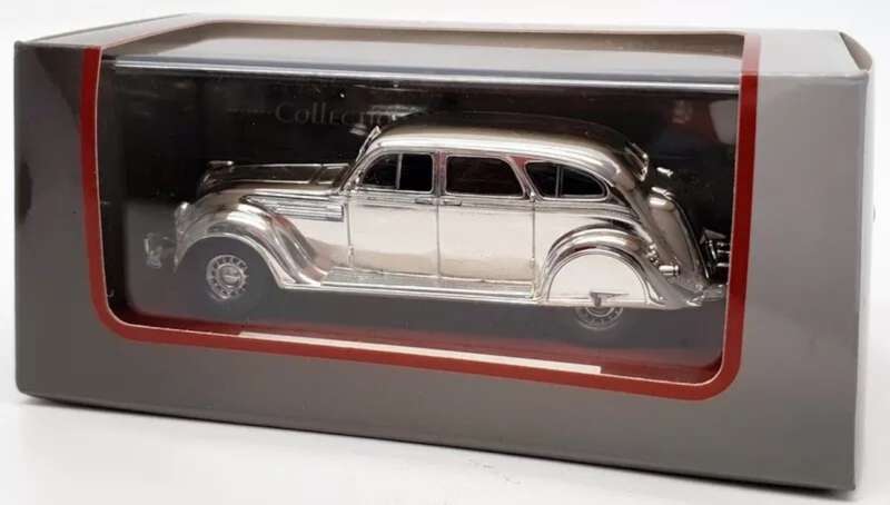 Chrysler Airflow 1934 (Chrome Display Model) 1/43 Atlas NEW+timber-plinth+boxed #6078 instant wheels