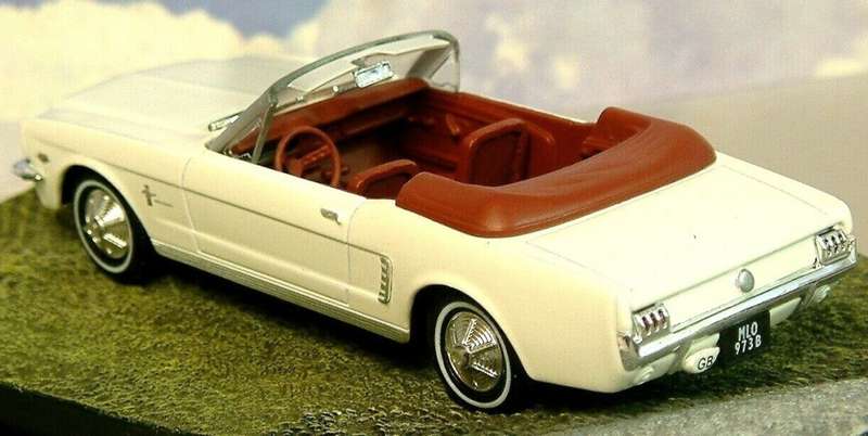Ford Mustang Convertible 1964 (007/JBond) white 1/43 Atlas NEW+boxed #6085 instant wheels