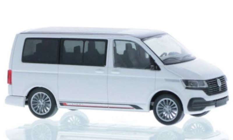 Volkswagen T6.1 Bus 2020 white 1/43 Bburago NEW+boxed #6087 instant wheels