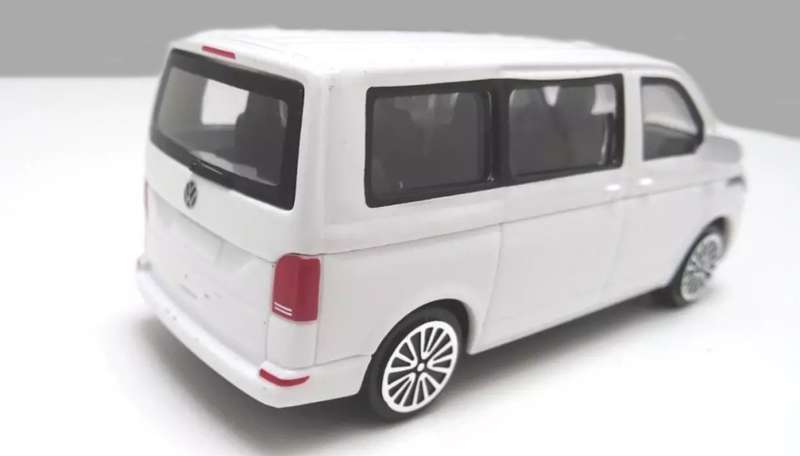 Volkswagen T6.1 Bus 2020 white 1/43 Bburago NEW+boxed #6087 instant wheels
