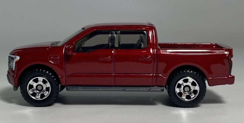 Ford F-150 Lightning dbl.cab Pick-up 2022 dk.red-met 1/43 Bburago NEW+boxed  #6088 instant wheels