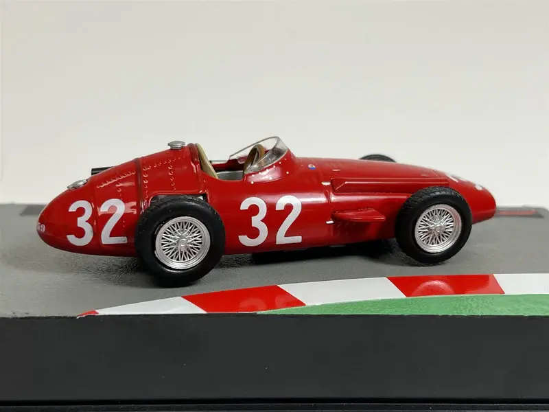 Maserati 250F #32 F1 1957 JM Fangio 1/43 IXO/Altaya NEW+boxed #6096 instant wheels