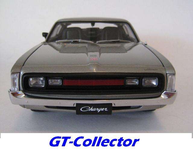 1:18 Chrysler Charger (E49) seafrost green by AUTOart MILLENIUM, mint, 7 days money-back guarantee!
