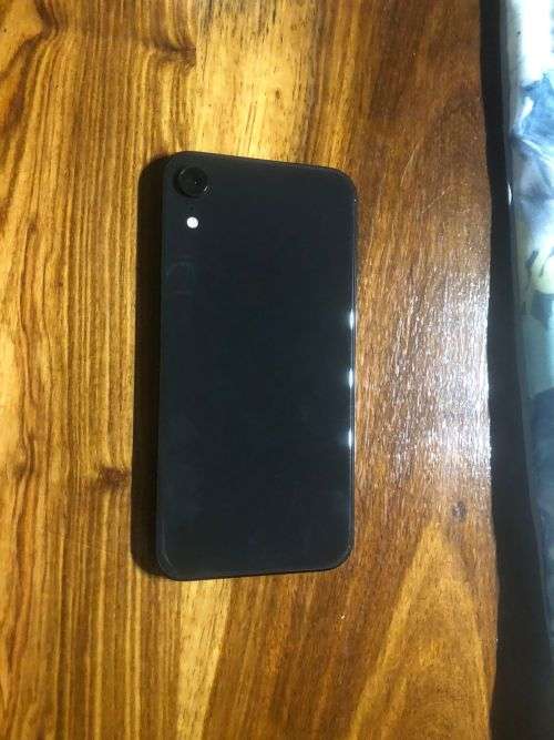 iPhone Xr  64gb refurbished black 3 month warranty