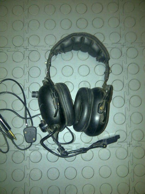 Awesome Pilot headset!! Perfect for collector!