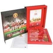 *** Stunning Manchester United Limited Edition '3 star' Commemorative Shirt Box Set 2008***
