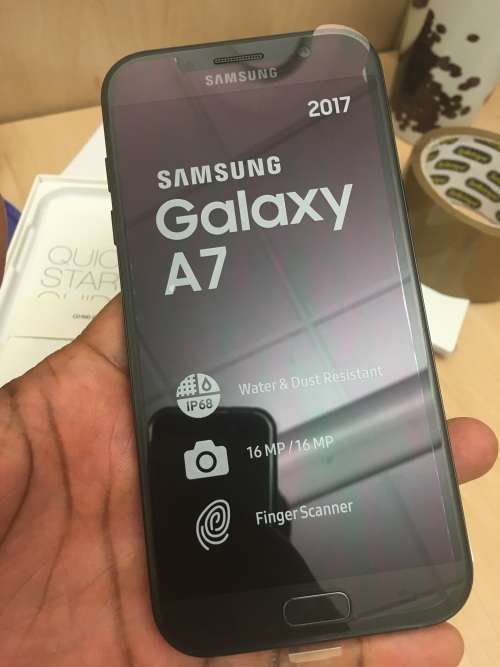 Samsung Galaxy A7 (2017)