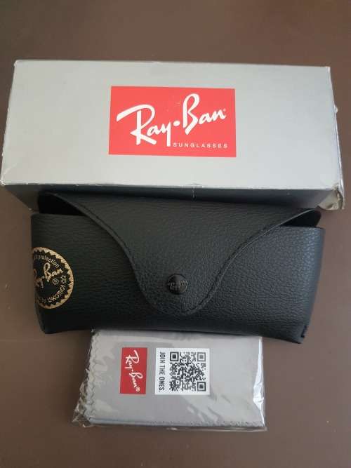 Ray Ban RB2132 New Mayfarer Sungalsses