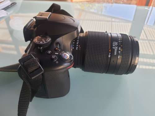 Nikon D5100 DSLR Camera