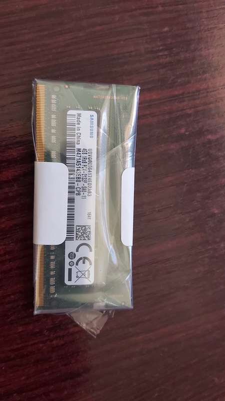Samsung DDR4 Laptop Memory (brand new)