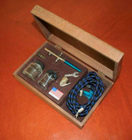 Badger 150 4 PK  Airbrush Kit - with free airbrushing text book