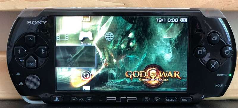 Sony PSP (PSP-3004 PB) Complete in Box Console + Game Bundle