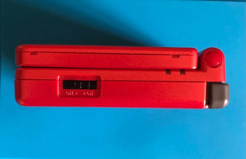 Game Boy SP (AGS-001) Console + Game Bundle