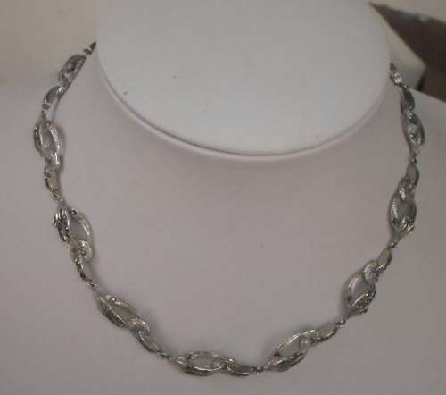 MARCASITE NECKLACE  VINTAGE WITH CLASP 38 CM LENTH