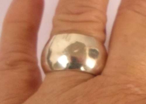WOW !!!!  BEAUTIFUL  9.25 SILVER RING ( stamped )
