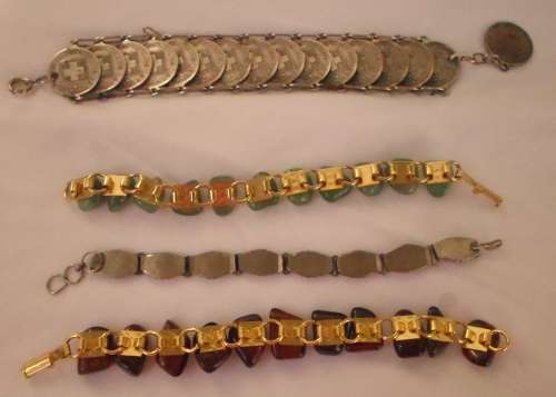 WOW!!!!!!!!!  4 X  BEAUTIFUL COSTUME VINTAGE BRACELETS