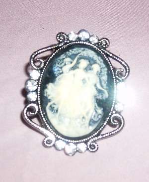 EXQUISIT STUNNING FANCY DESIGN COSTUME RING