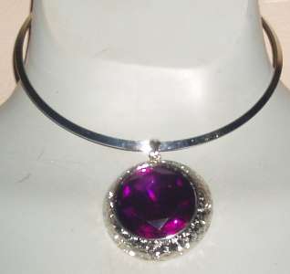 EXQUISITE NECKLACE (NO WORDS TO DESCRIBE)STYLISH!!!!!!!!!!!!!
