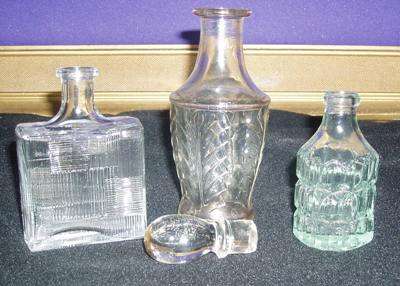 STUNNING VINTAGE PERFUME BOTTELS