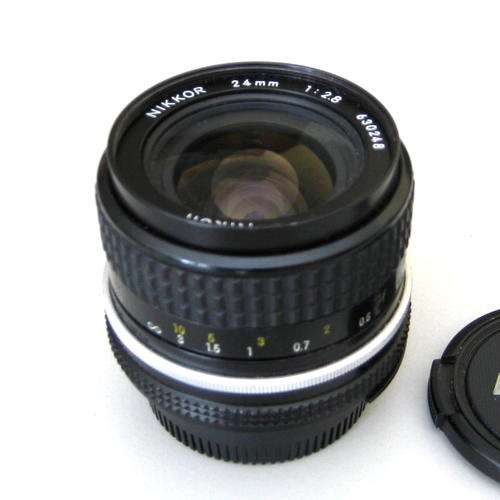 Lens NIKKOR 24mm 1:2,8