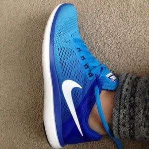 Mens Cool Lagoon Blue  Original  NIKE FLEX RN  ( UK 7.5 )  ( SA 7.5 )