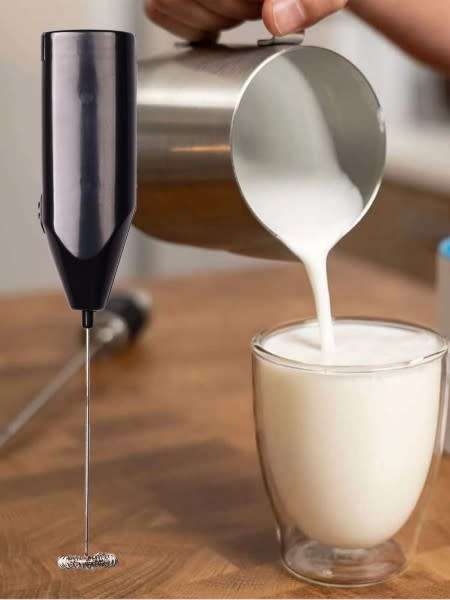 CM  Powerful Wireless Mini Electric Whisk / Blender
