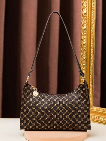 LADIES LUXURIOUS UNDERARM BAGUETTE BAG