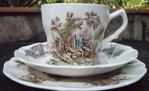 Trio "Pastorale Coile de Joy" Johnson Brothers England.