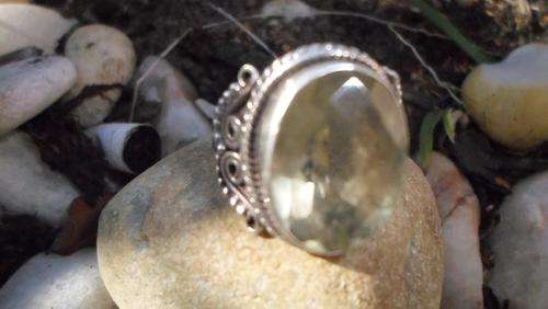ABSOLUTE BEAUTY 925 SILVER HUGE LIGHT YELLO GEMSTONE LADIES RING
