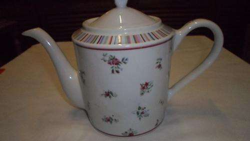 BIG"BEAUTIFUL LAURA ASHLEY HIGH TEA  TEAPOT