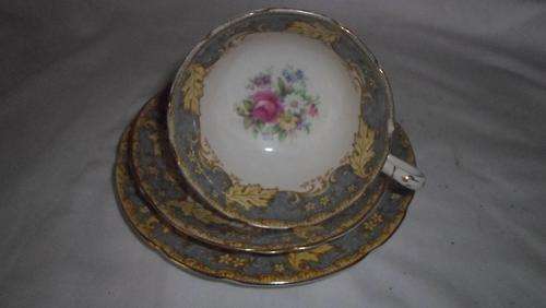 VINTAGE TRIO PARAGON BY APPOINTMENT TO  H M THE QUEEN& H M QUEEN MARY