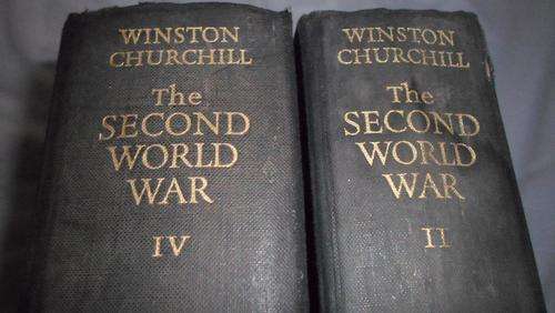 2 BOOKS WINSTON CHURCHILL (THE SECOND WORLD WAR 11 +1V