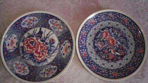 HAND DECORATED YAMAGUCHI IMPERIAIL IMARI ( LIMITED COLLECTION SERIES )