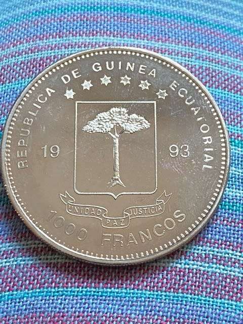 Equatorial Guinea, 1000 Francos CFA - 1993 - Jurassic Dinosaurs Series - Diplodocus. RARE