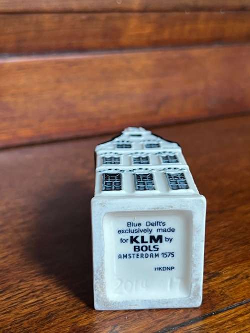 KLM House 17