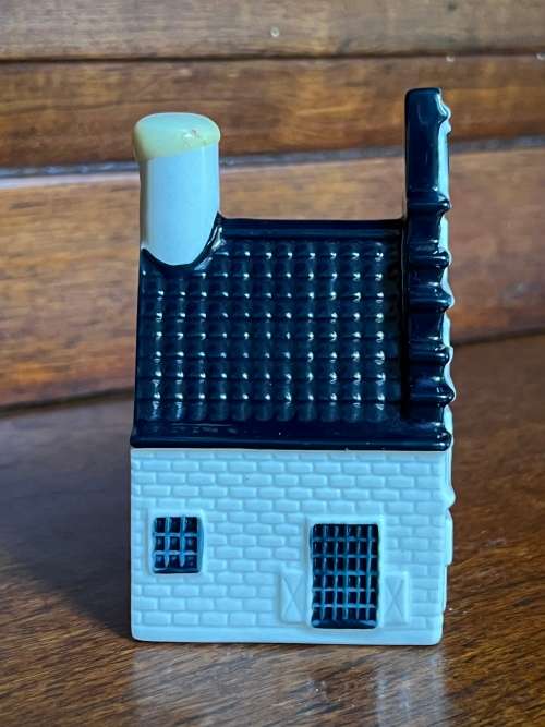 KLM House 29
