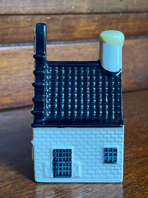 KLM House 29