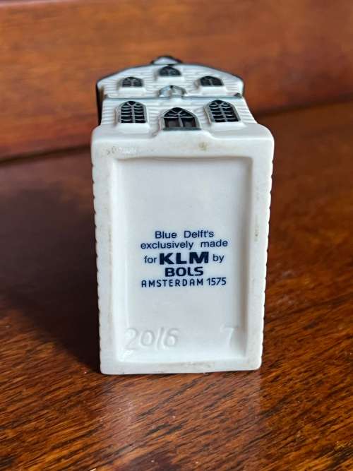 KLM House 7