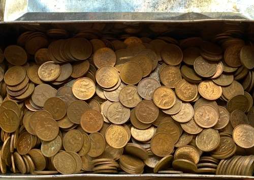 Republic of South Africa 1 cents in Joko Tea Tin. More than 1,250 1c coins