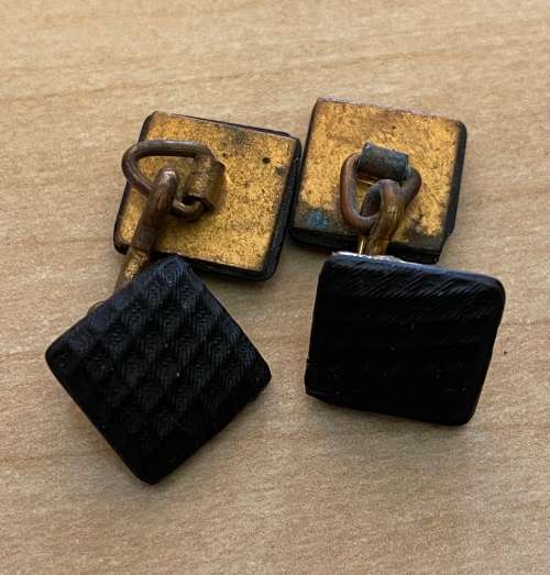 Cufflinks