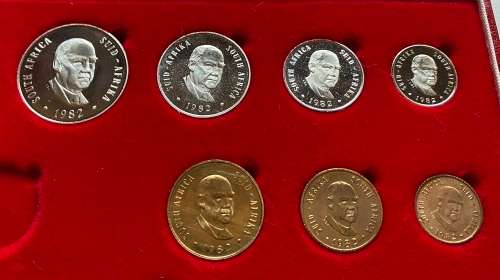 1982 Partial Proof Set - Includes 1/2c-50c in SA Mint Box. Brilliant Proof Coins.