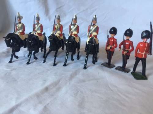Vintage lead toy soldiers - The Life Guards