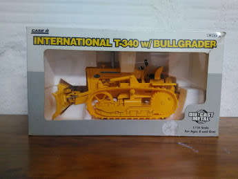 International  T-340 Bullgrader