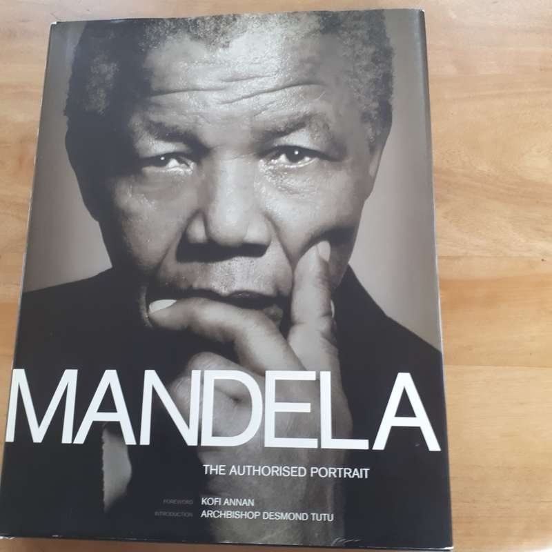 Mandela  The Authorised Portrait