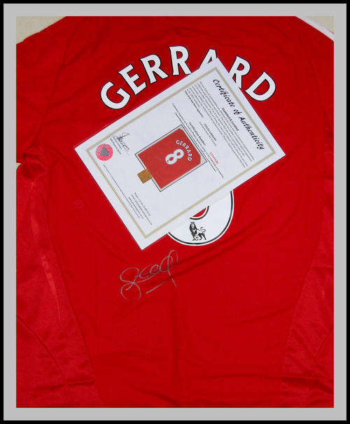 GERRARD SIGNED LIVERPOOL SHIRT WITH CERTIFICATE OF AUTHENTICITY