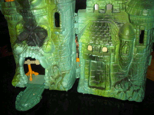 He-man : Castle Grayskull 100% Complete & Excellent Condition MOTU