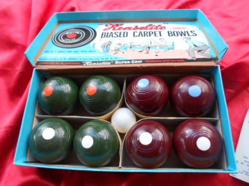 "Henselite" (Junior)Biased Carpet Bowls in box with instructions.  Very good condition.